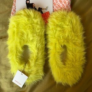 Verloop Faux Fur Fuzzy Slipper